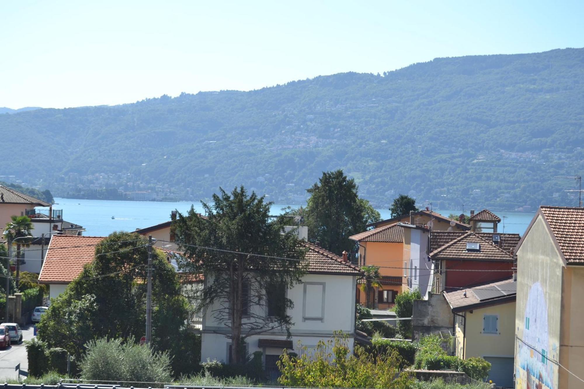 Suna Holiday Verbania Esterno foto